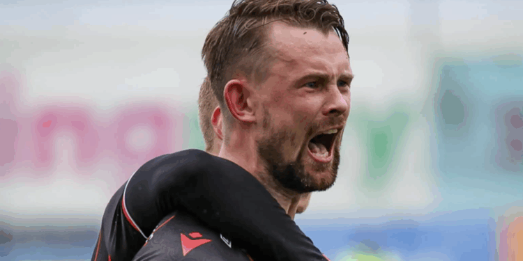 Reykjavík déjoue les pronostics et très proche du barrage contre Strasbourg