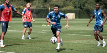 Kendry Paez s&rsquo;entraîne avec le groupe