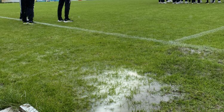 Racing – Heidenheim annulé pour terrain impraticable