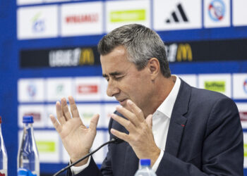 Le Racing serre la vis contre les Ultras