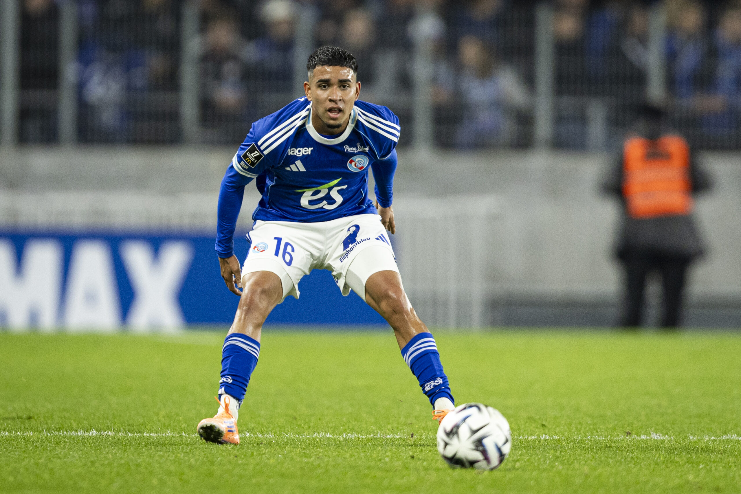 Documentaire CANAL+ : La réprimande de Liam Rosenior envers Kendry Paez face au Jagiellonia