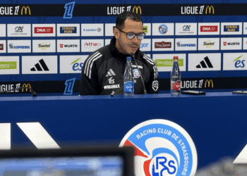 Liam Rosenior : « Le PSG et Manchester City gagnent aussi dans la douleur »
