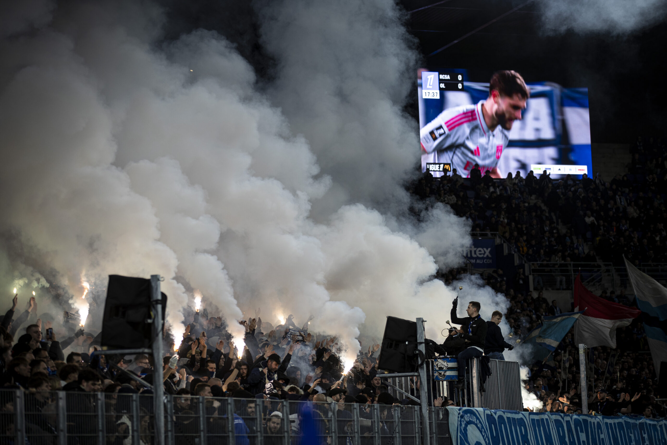 Gary O’Neil : « La Meinau est l’une des meilleures ambiances que j’ai vécues »