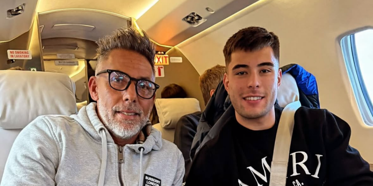 Aaron Anselmino en route pour Strasbourg
