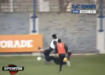 VIDÉO : L&rsquo;énorme tacle qui a provoqué la blessure de Joaquin Panichelli