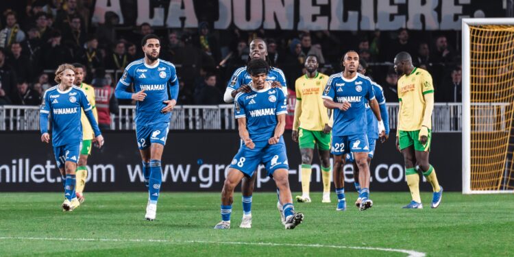 Maxi Oyedele a contenu son émotion de marquer