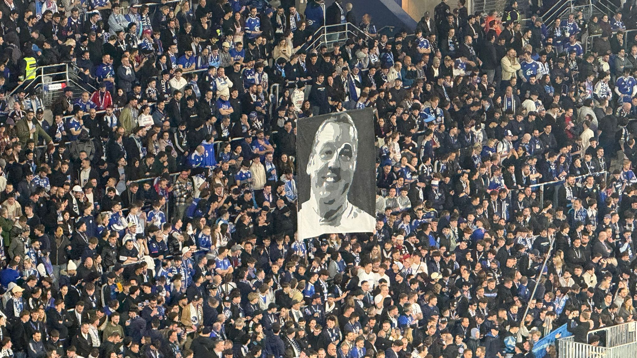 Le Racing a rendu hommage à Christian Wurtz avec discrétion et respect