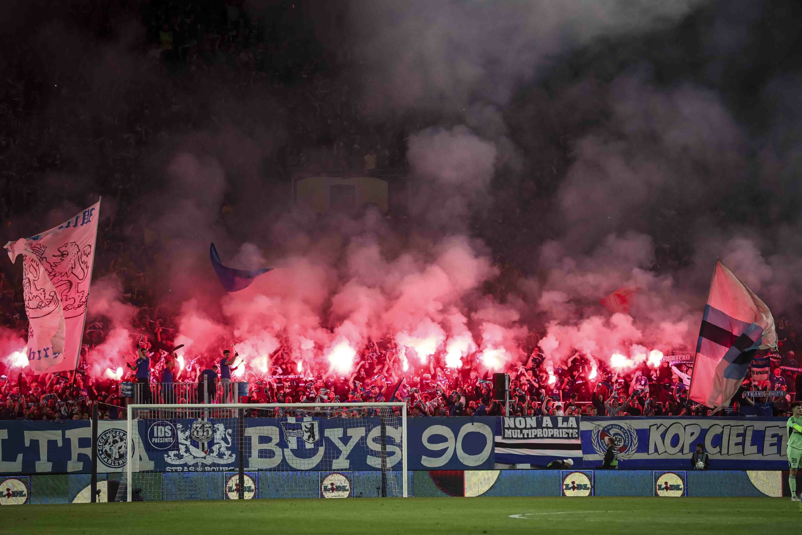 Strasbourg-Rayo à guichets fermés : 31 500 spectateurs pour pousser le Racing vers l’exploit