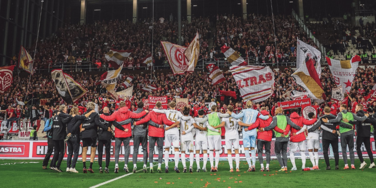 Comment joue Mayence ?