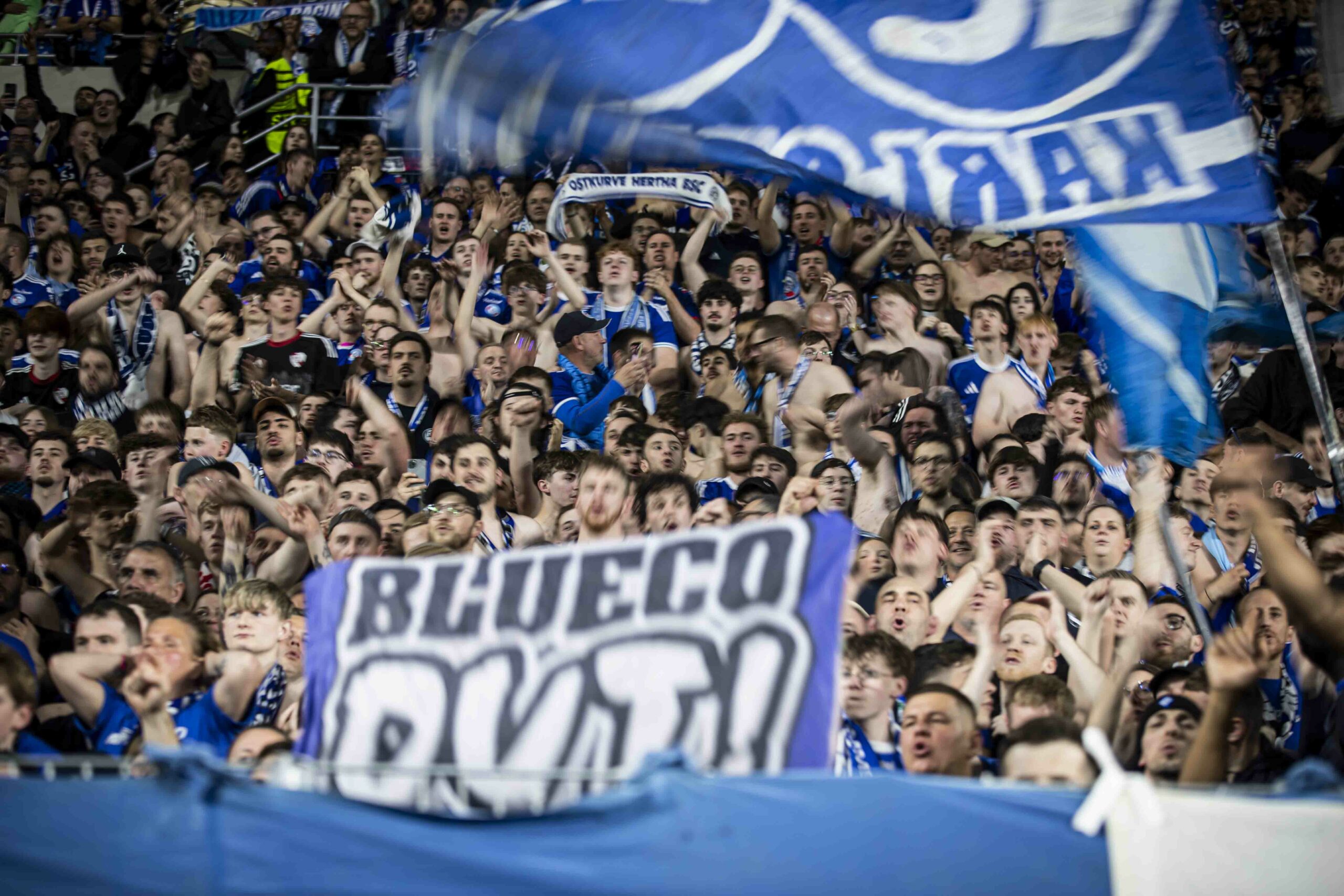 Un dialogue relancé entre le Racing et ses ultras : vers la fin des tensions ?