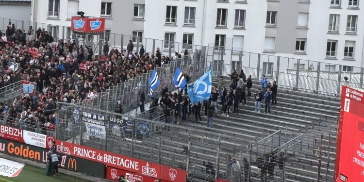 Une soixantaine de supporters strasbourgeois à Brest
