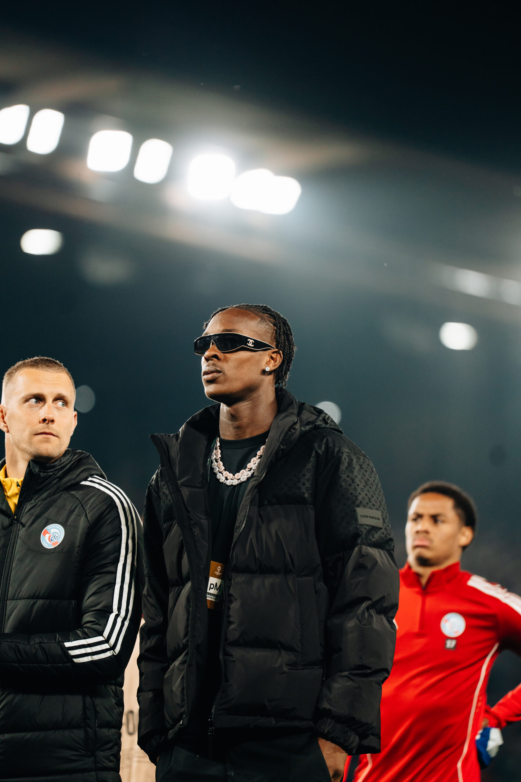 Emanuel Emegha hué et conspué par le Kop