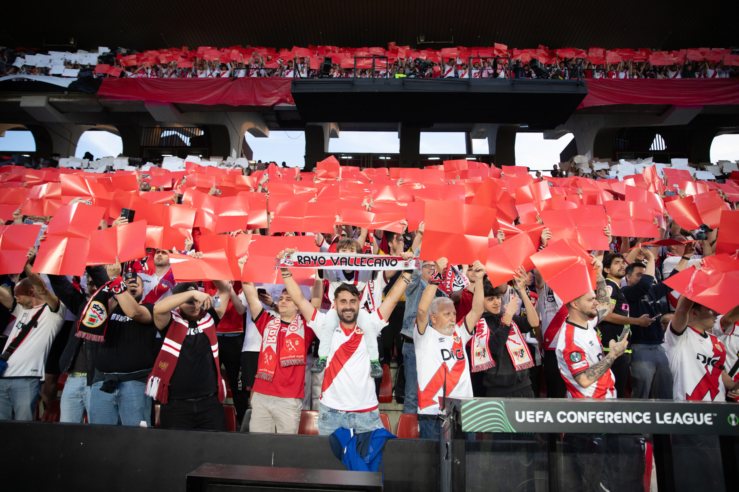 Le Rayo Vallecano débarque en nombre à Strasbourg