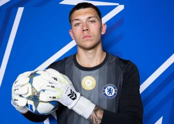 Gabriel Slonina à l&rsquo;essai au Racing
