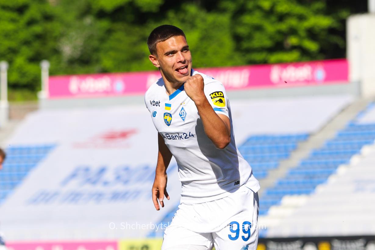 Le Racing suivrait Matviy Ponomarenko