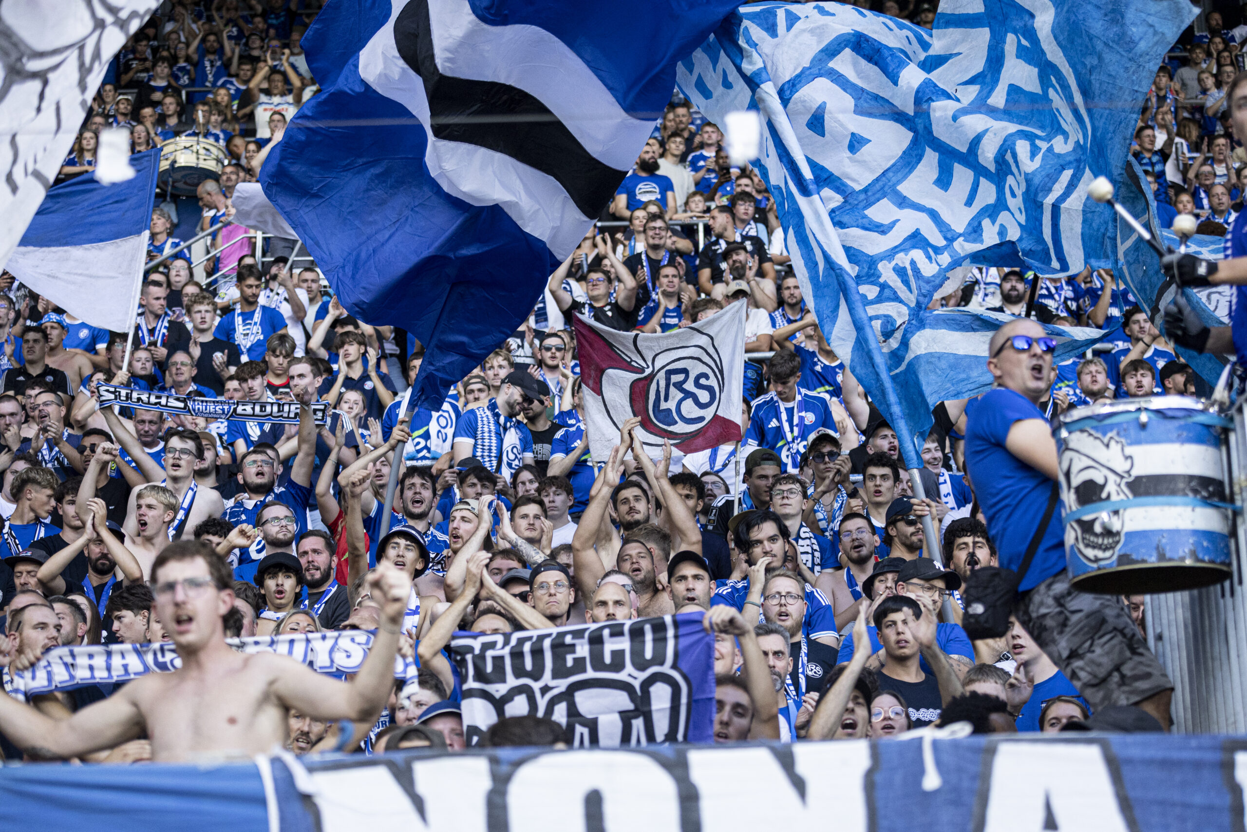Troyes-Strasbourg (2-6) : Oliveira rend hommage aux supporters