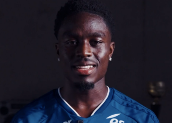 Genesis Antwi prêté au Racing