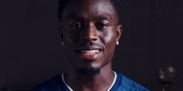 Genesis Antwi prêté au Racing