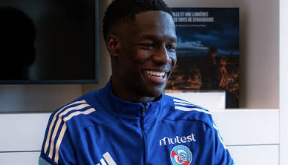 Officiel : Idrissa Sabaly prêté au Red Star