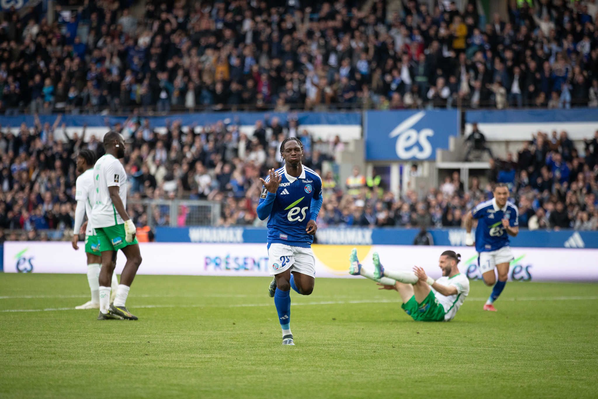 Dilane Bakwa offre la victoire à Lille