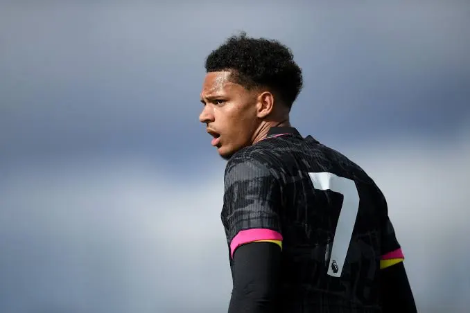 Kellyman au Racing : un transfert définitif, mais Chelsea garde la main