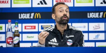 Hugo Oliveira explique, conférence de presse du Racing avant Rennes, 23 octobre 2026