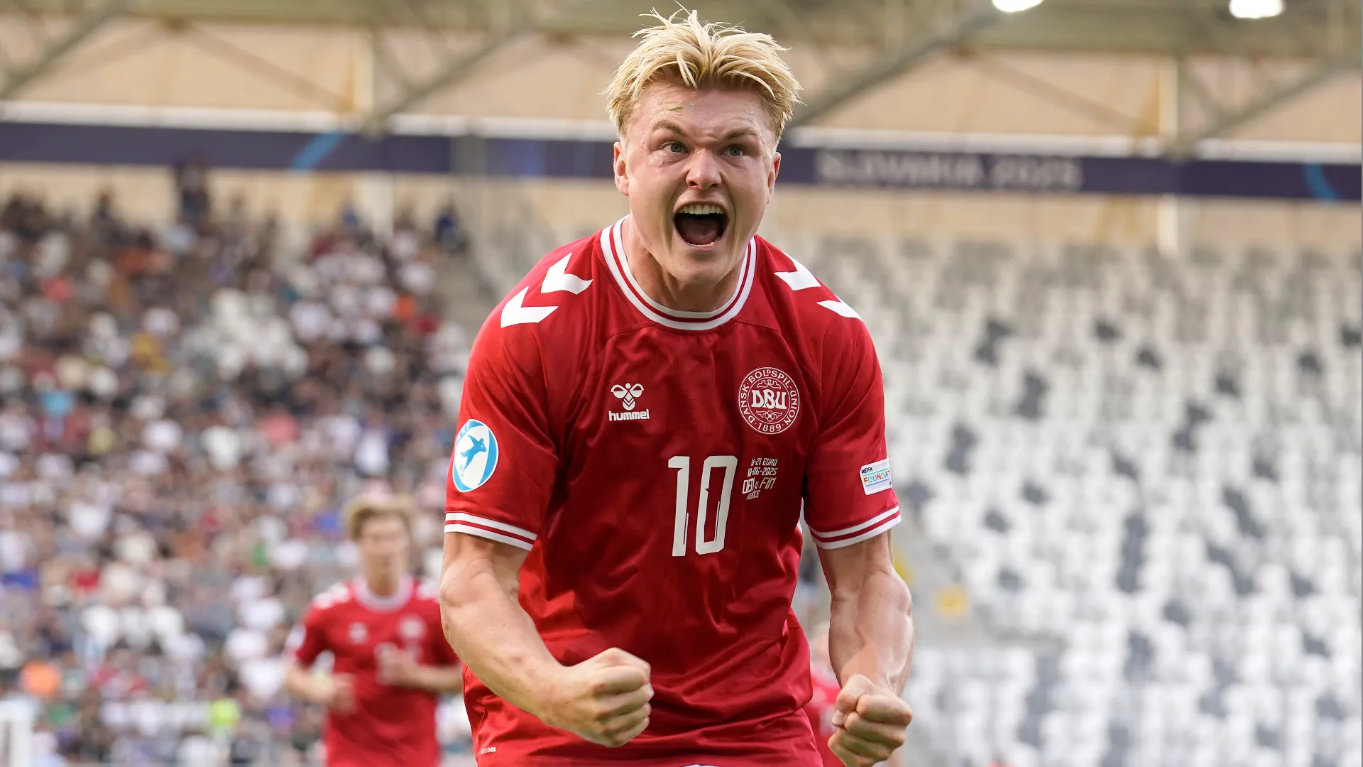 Internationaux : Harder marque encore